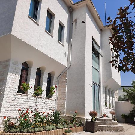 Guesthouse "Pelivani" Berat Exterior foto