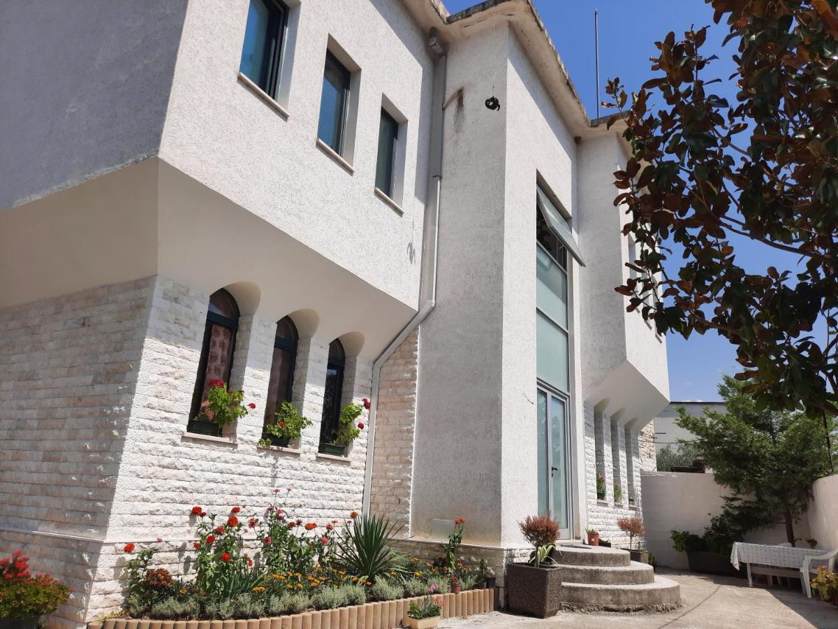 Guesthouse "Pelivani" Berat Exterior foto